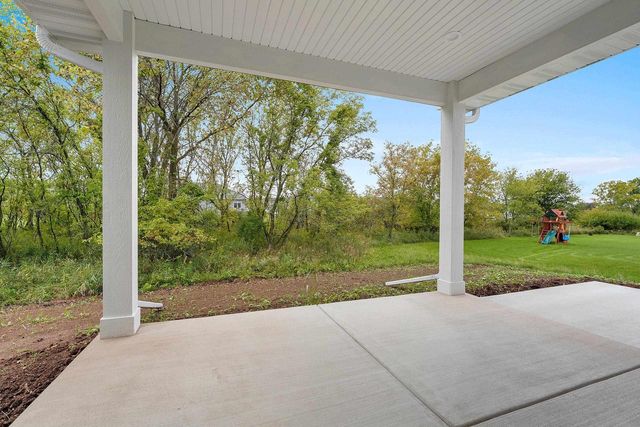 1582 RED HAWK LANDING TRAIL, De Pere, WI 54115