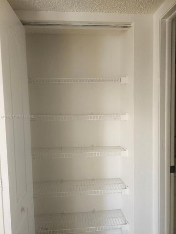 8240 SW 210th St 220, Cutler Bay, FL 33189