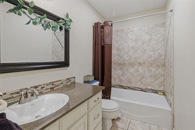 1009 Inverery Drive, Lake Charles, LA 70605