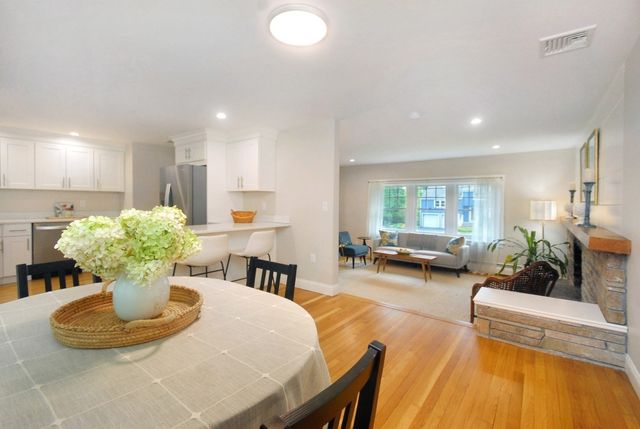 1 Duggan Rd, Acton, MA 01720