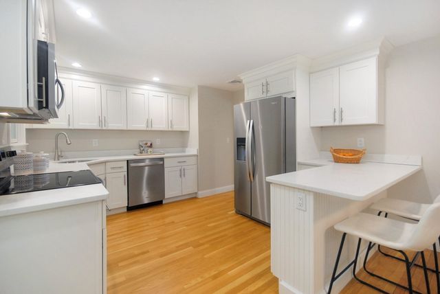 1 Duggan Rd, Acton, MA 01720