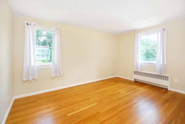 1 Duggan Rd, Acton, MA 01720
