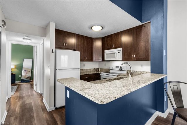 4702 Red Duck CT, Virginia Beach, VA 23462