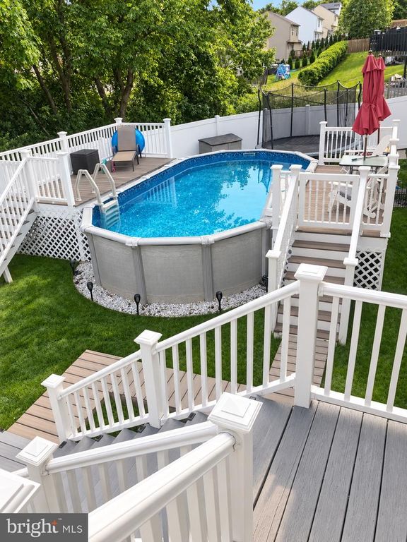 Image 31 of property listing at 450 ABBEY DR, Mount Wolf, PA 17347