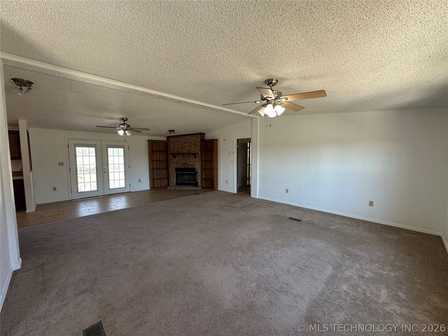 6 S Prince, Haywood, OK 74501