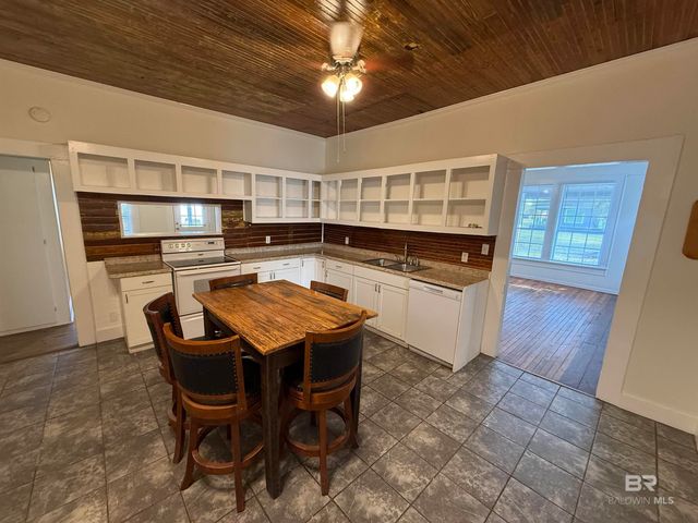 401 Hall Avenue, Bay Minette, AL 36507