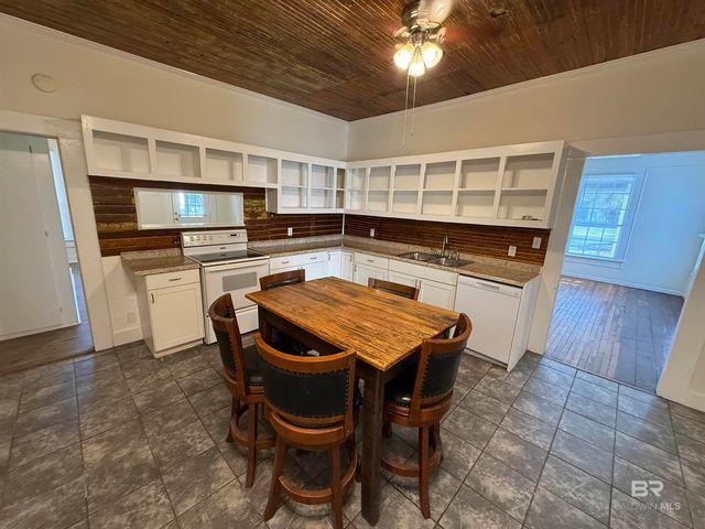 401 Hall Avenue, Bay Minette, AL 36507