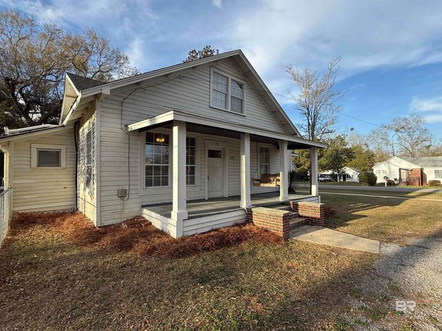 401 Hall Avenue, Bay Minette, AL 36507