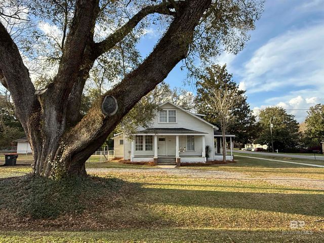 401 Hall Avenue, Bay Minette, AL 36507