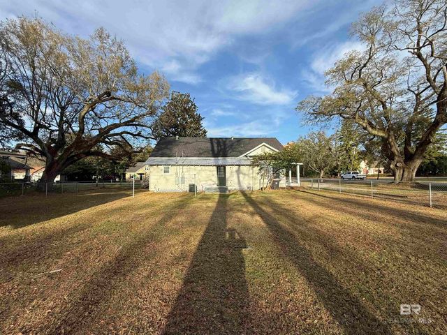 401 Hall Avenue, Bay Minette, AL 36507