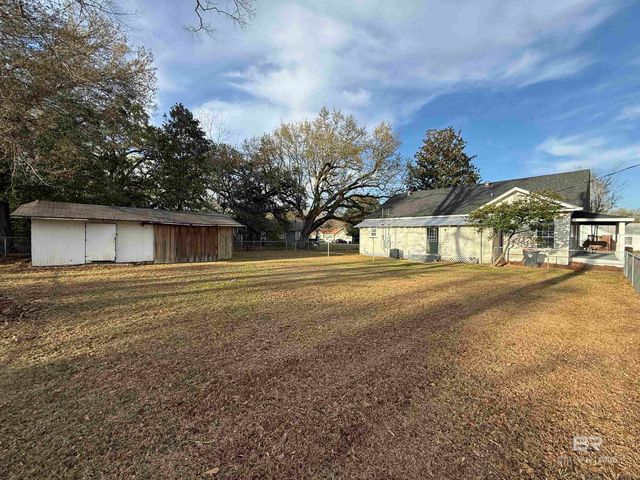 401 Hall Avenue, Bay Minette, AL 36507