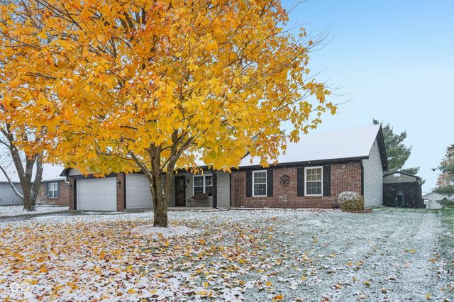 616 Sugar Maple Lane, Mooresville, IN 46158