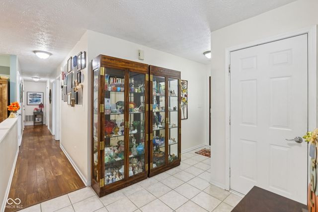 616 Sugar Maple Lane, Mooresville, IN 46158