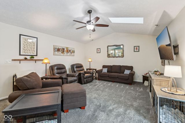 616 Sugar Maple Lane, Mooresville, IN 46158