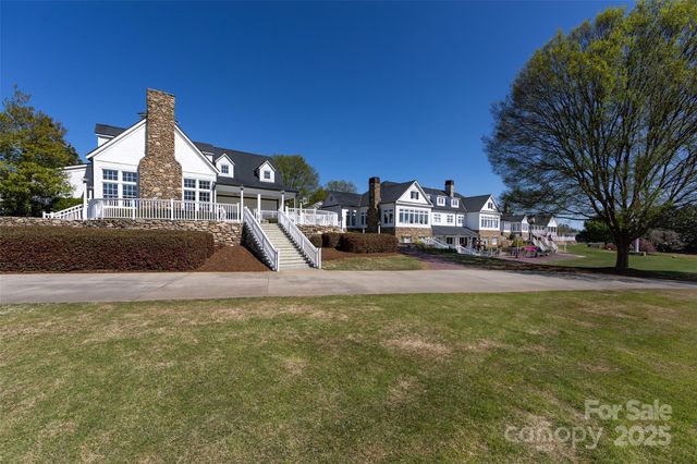 135 Hopkinton Drive, Mooresville, NC 28117
