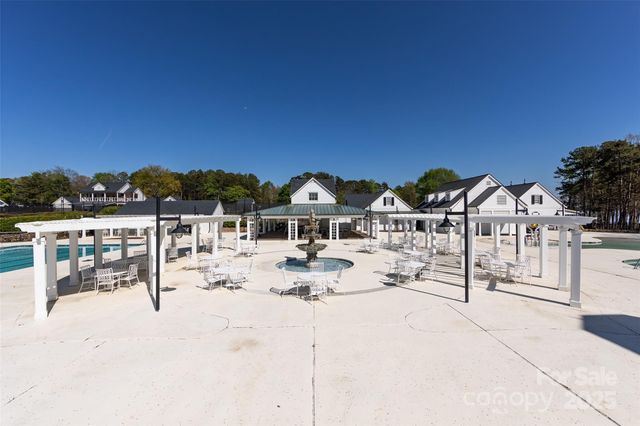 135 Hopkinton Drive, Mooresville, NC 28117