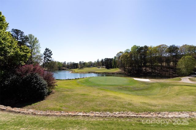 135 Hopkinton Drive, Mooresville, NC 28117
