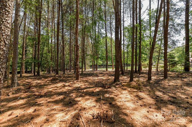 135 Hopkinton Drive, Mooresville, NC 28117