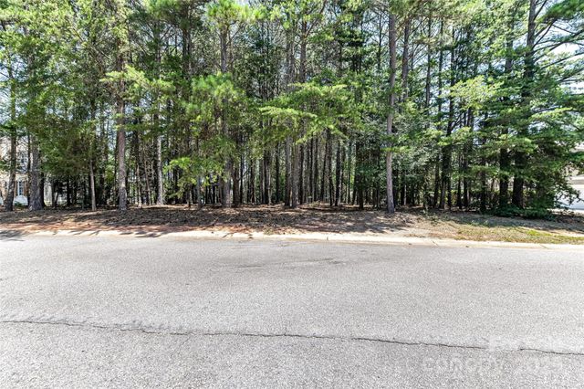 135 Hopkinton Drive, Mooresville, NC 28117