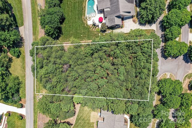 135 Hopkinton Drive, Mooresville, NC 28117