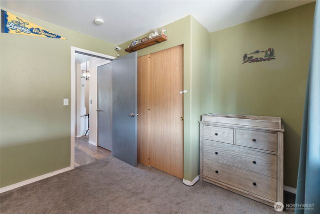 2708 180th Street E, Tacoma, WA 98445