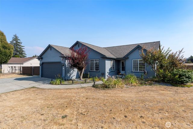 2708 180th Street E, Tacoma, WA 98445