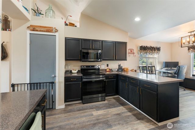 2708 180th Street E, Tacoma, WA 98445
