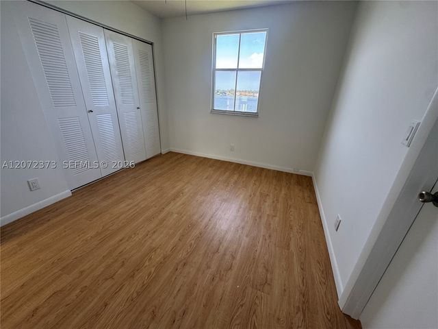 6733 Bayfront Dr, Margate, FL 33063