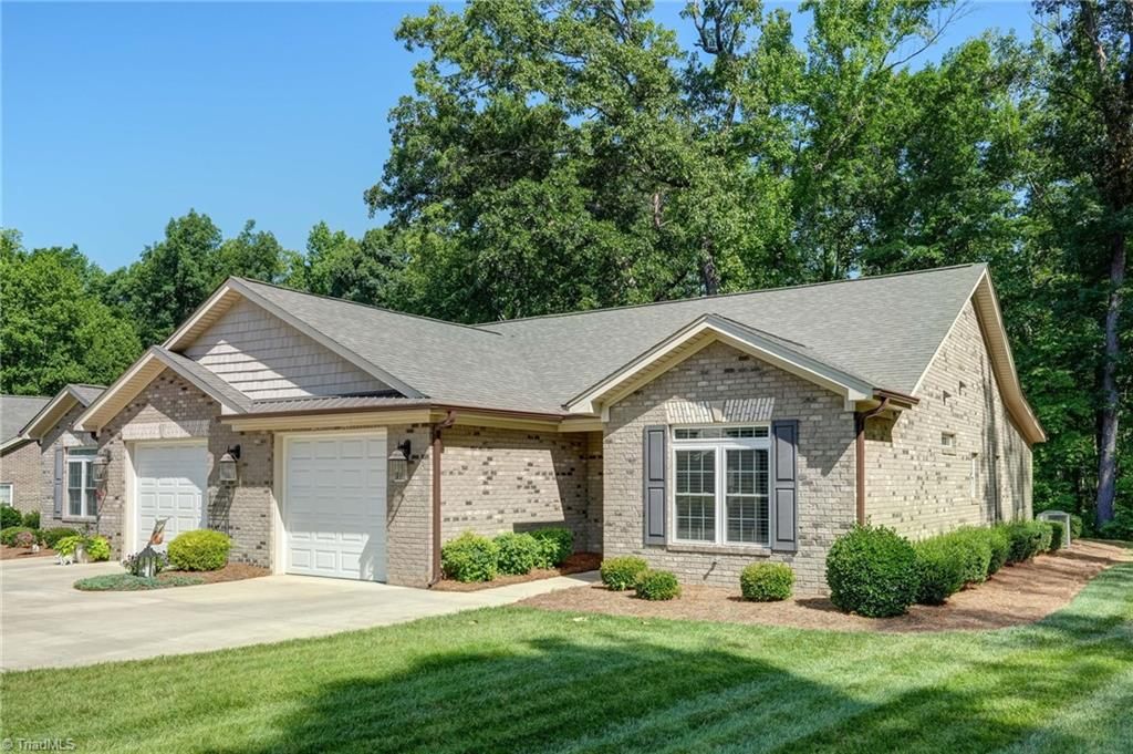 2222 St James Drive, Reidsville, NC 27320