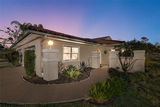 7340 GOLF POINTE CIR, Sarasota, FL 34243