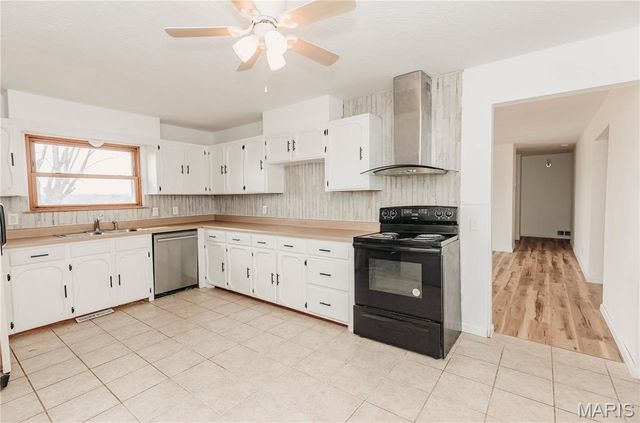 40255 Maries Road 634 Road, Dixon, MO 65459