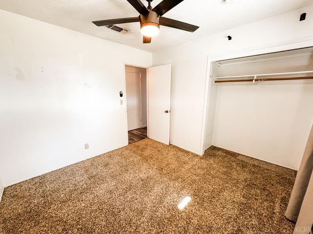 425 W Spring Lane, Lemoore, CA 93245