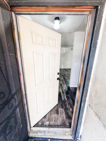 425 W Spring Lane, Lemoore, CA 93245