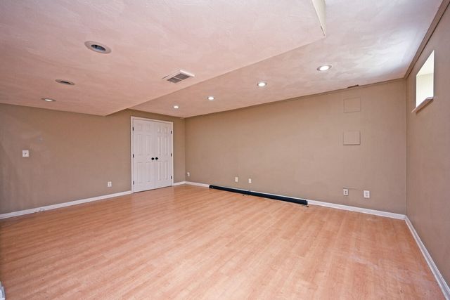 2933 Holly Hill Drive, Burlington, KY 41005