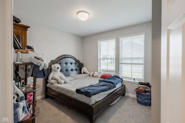 8910 Howlett Lane, Indianapolis, IN 46259