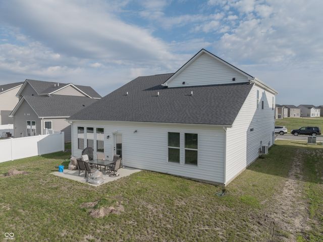 8910 Howlett Lane, Indianapolis, IN 46259