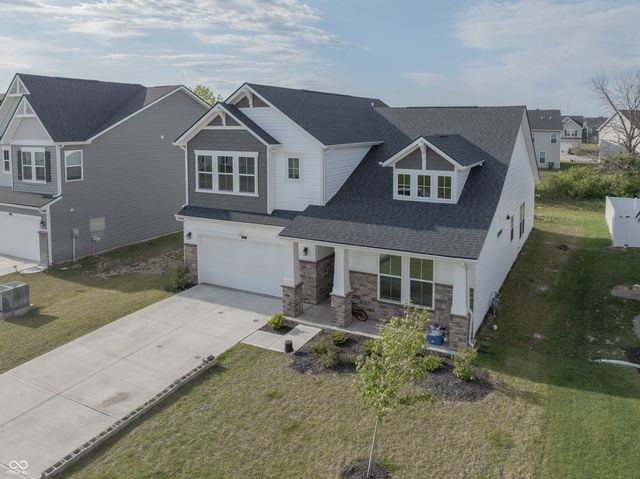 8910 Howlett Lane, Indianapolis, IN 46259