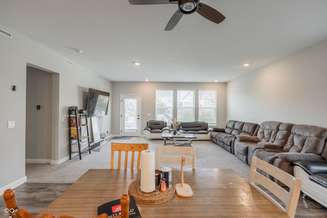 8910 Howlett Lane, Indianapolis, IN 46259