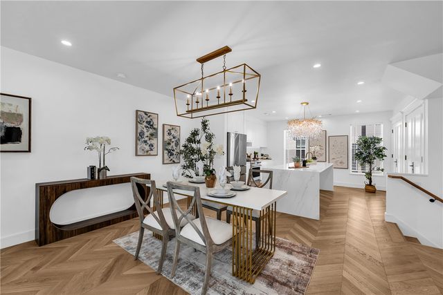 331 SW 5th Street, Bentonville, AR 72712