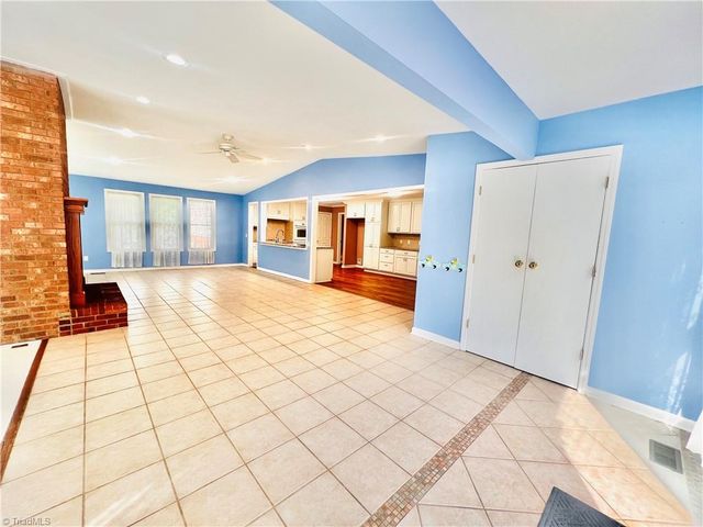 4602 Ramblewood Drive, Greensboro, NC 27406
