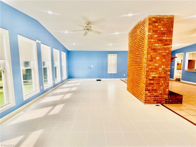 4602 Ramblewood Drive, Greensboro, NC 27406