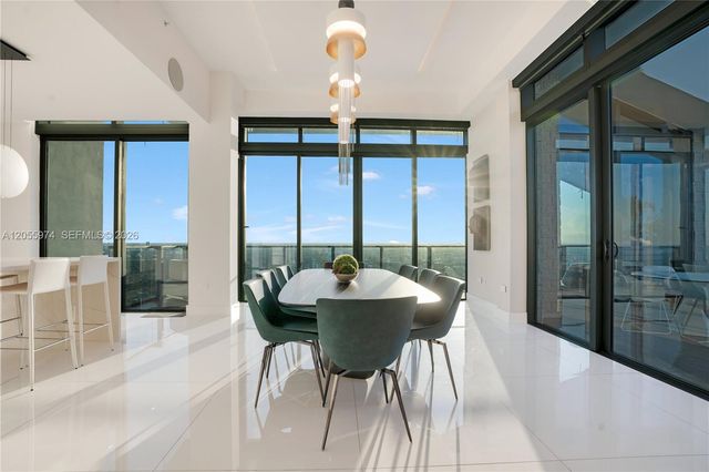 88 SW 7th Street PH 4303, Miami, FL 33130
