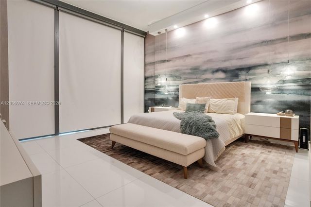 88 SW 7th Street PH 4303, Miami, FL 33130