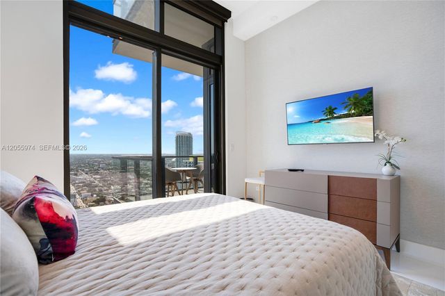 88 SW 7th Street PH 4303, Miami, FL 33130