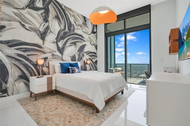 88 SW 7th Street PH 4303, Miami, FL 33130