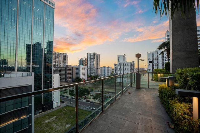 88 SW 7th Street PH 4303, Miami, FL 33130