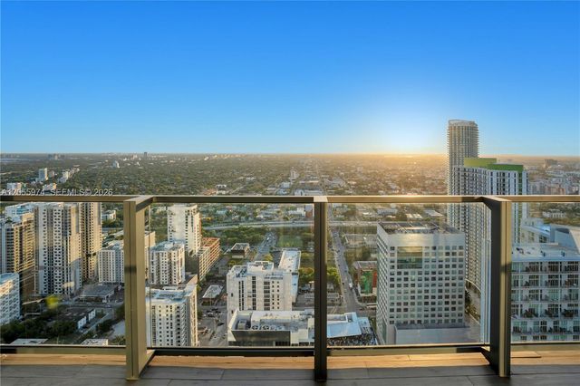 88 SW 7th Street PH 4303, Miami, FL 33130
