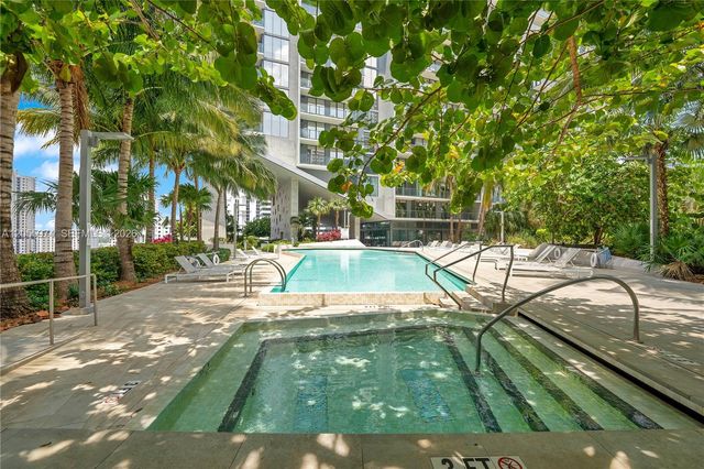 88 SW 7th Street PH 4303, Miami, FL 33130