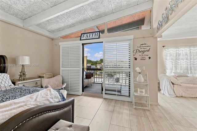958 Mockingbird Lane 513, Plantation, FL 33324