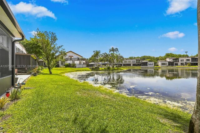 958 Mockingbird Lane 513, Plantation, FL 33324